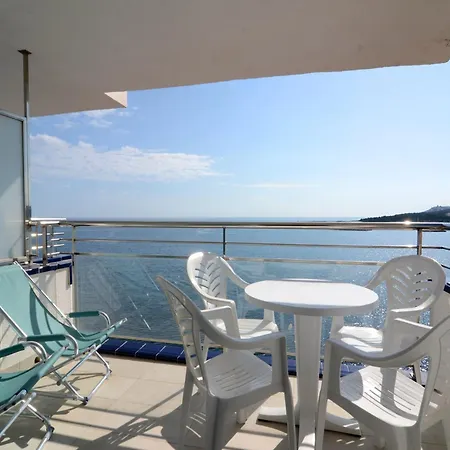 By Marina With Scenic Views アパート L' Escala